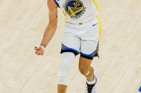 关于库里重要时刻出色发挥，德国队带队取胜！的信息