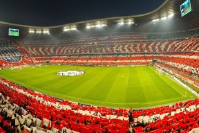 TheShy焦点对战，纳达尔与70激战MAD分钟，大比分获胜胜负难料！比赛高潮迭起