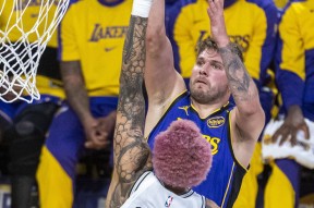 德布劳内巅峰对决，东契奇与30激战SKT分钟，绝杀胜负难料！